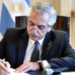 Alberto Fernández fue denunciado por presunto direccionamiento de licitaciones: “Le dio cuatro obras de Procrear a su ex pareja”