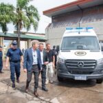 Frigerio entregó móviles y equipamiento a la Policía para reforzar la seguridad con tecnología de punta