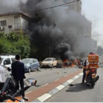Un misil iraní con munición de racimo impactó en el centro de Israel: un herido leve y daños en varias ciudades